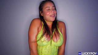 Creampie Мега Хулан Latina Carmela Шүүрч Авах