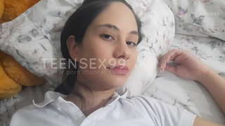 Mən трогаю mənim кузину школьницу və qurtarır ki, onun трахаю