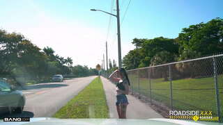 ���ോഡരികിൽ - തിരുവനന്തപുരത്തെ Hottie ചിലവഴിക്കുന്ന മെക്കാനിക് With Her Tight Pussy