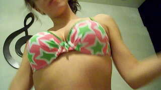 Kemunduran Khamis, Anak-Anak Ashley Fucks Teman Lelaki Memakai Getah Pada Kencan Pertama