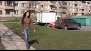 חור צר מקבלת זין עבה