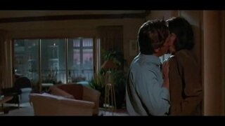 Jeanne Tripplehorn (themelore instinkt)