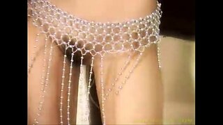 ���ોલો ડાન્સ ગર્લ સારા a4U - Lincy Leaw