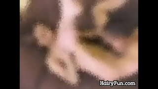 Behaarte Jonkt Meedche Gëtt Geleckt An Gefickt