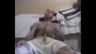 Valge mees, suur munn, cum shot