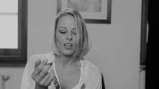 Mia-Kivi-01-SmokeAgony