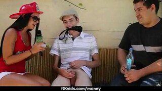 ���ිරුවත් දැරිය හා වෙහෙස මහන්සි මගුලක්ද ලිංගික වීඩියෝ 17