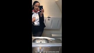 Latina stewardess joins the masturbation mile high club in der Toilette und cums