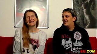 Beag titted gearmáinis grandma faigheann fucked crua