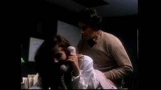 Veronica saa hänen pikkuhousut veti alas ja kuuma, anaali, toimisto