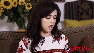 Соблазнительные Джулия Энн жана Уитни ак иштеп чыгат чоң мүчөсү