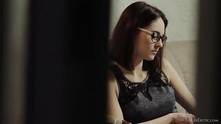 Tina M spiunazh në Sade Mare