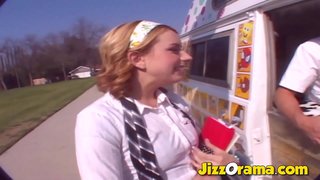 JizzOrama-Perverzen Seks Kombi In Majhna Blondinka, Ki Si Želi Liziko
