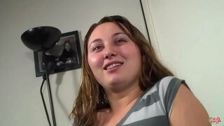 Aleksandr sevir qoydu almaq ilə ispan kişi