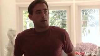 MILF តិព័ត៌មានរបស់នាង Pussy កា Stepnephew