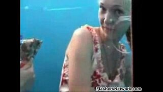 Skrivenu kameru svlačionicu - http:// /WantToChat