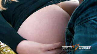 Conservatively looking lady CHANGING SWEA കാണിക്കുന്നു അവനെ അവളുടെ അകത്തെ slut and goes all the way in public (മുഴുവൻ രംഗം)! ▁▃▅▆ ചെന്നായ WAGNER തീയതി ▆▅▃▁ wolfwagner.തീയതി