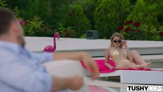 ПЫШНАЯ Сексуалдык Эйла ээ биринчи анальный тажрыйбасы менен папиком