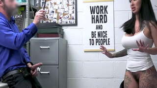 Shoplyfter लागू लिली लेन के लिए चूसने मुर्गा